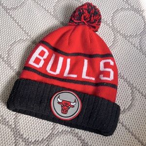 🌻3/$25 Bulls beanie